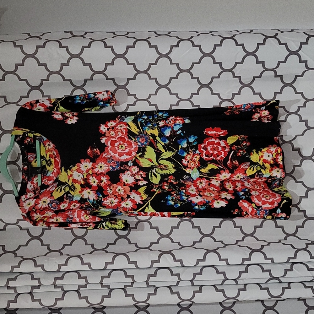 Small womens floral print dress
